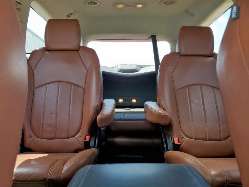 2015 CHEVROLET TRAVERSE LTZ  