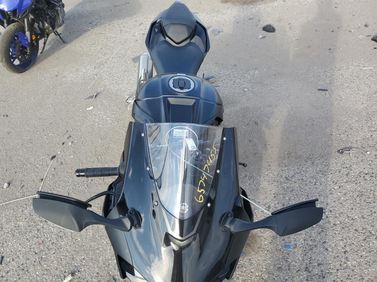 jkbzxvm11sa009201 JKBZXVM11SA009201 2025 Kawasaki Zx1002 M