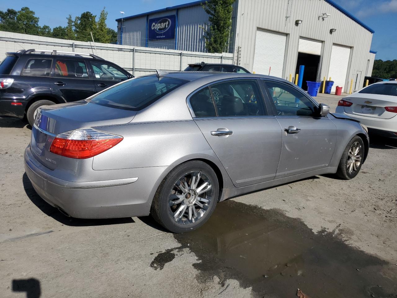 2010 Hyundai Genesis 3.8L VIN: KMHGC4DE7AU094161 Lot: 66285445