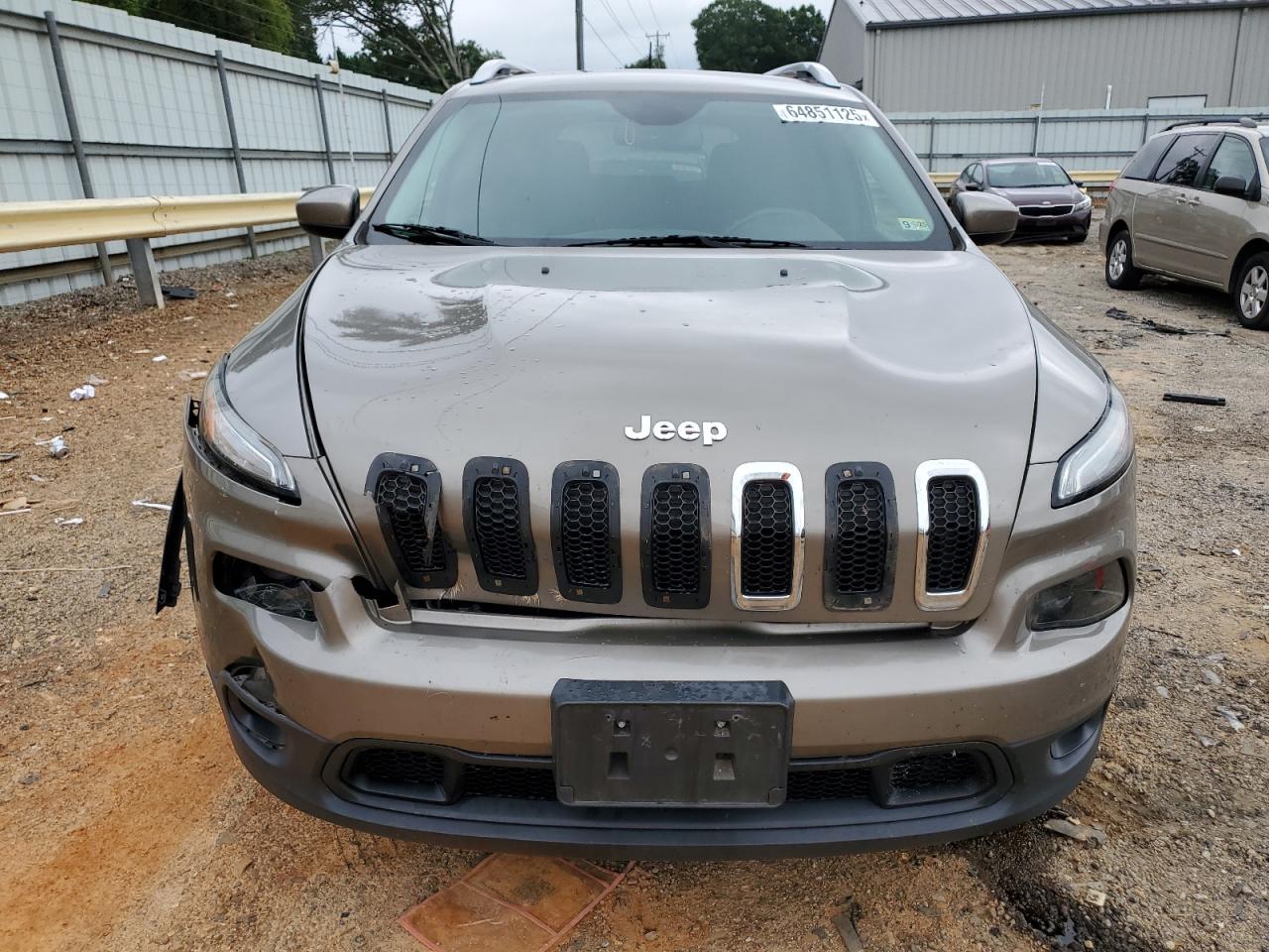 2016 Jeep Cherokee Latitude VIN: 1C4PJMCB3GW296283 Lot: 64851125