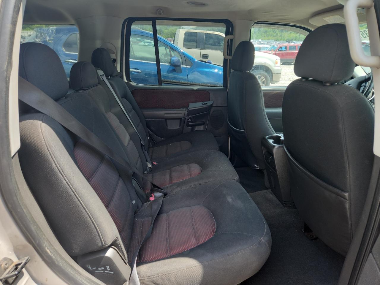 2005 Ford Explorer Xlt VIN: 1FMZU73K25ZA14918 Lot: 65358035