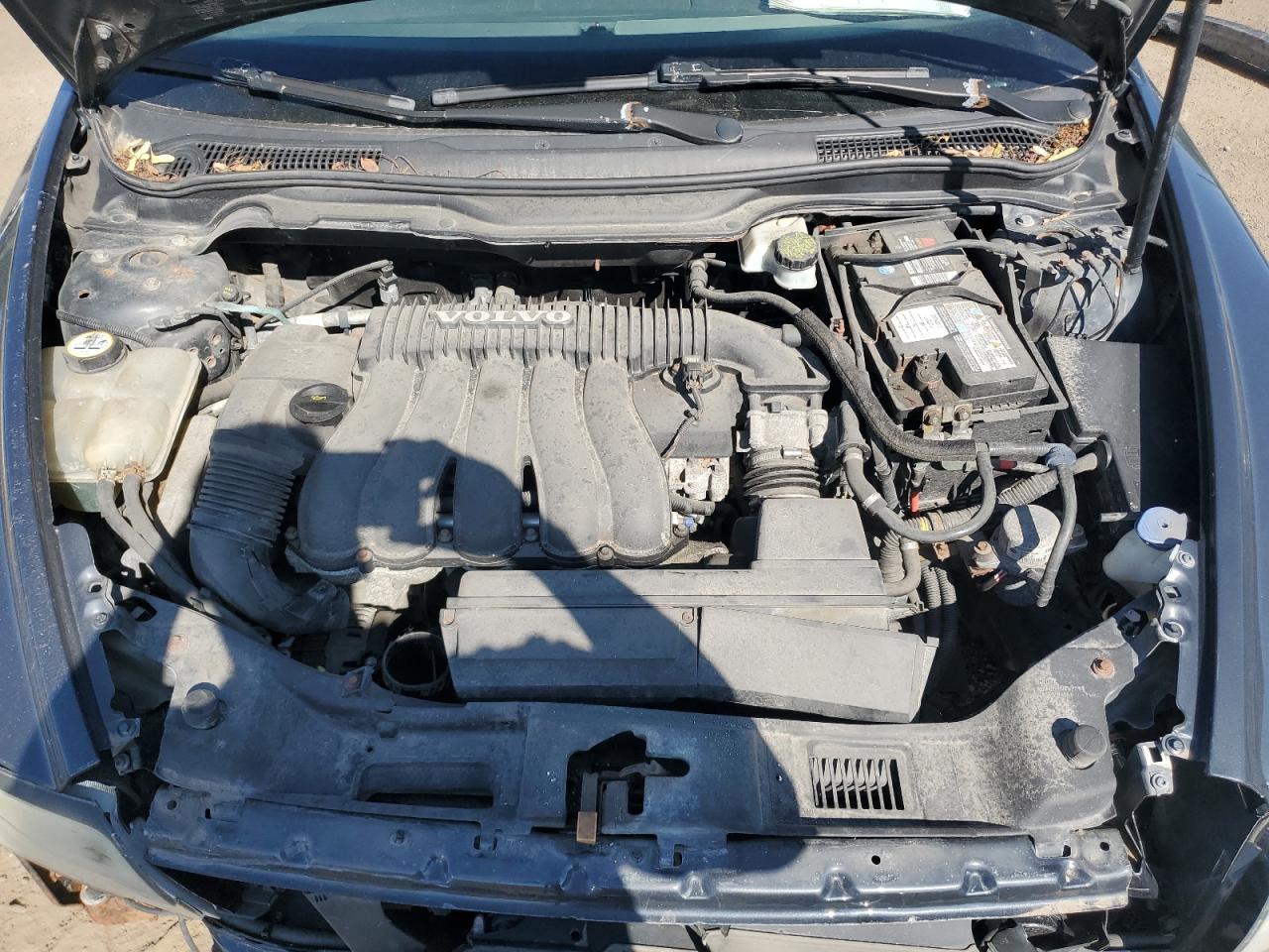 2010 Volvo S40 2.4I VIN: YV1382MS4A2498412 Lot: 63078105