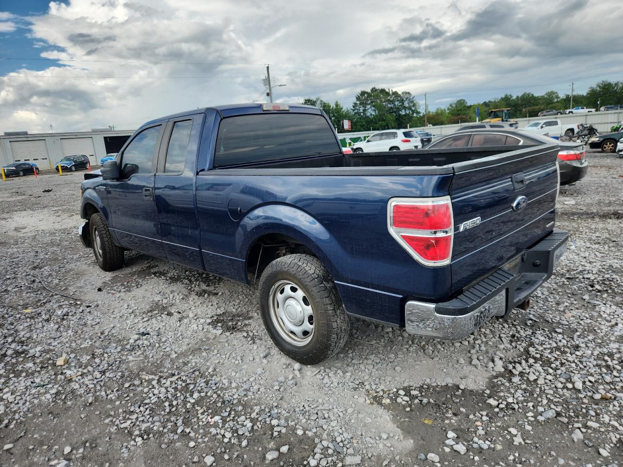 2013 Ford F150 Super Cab VIN: 1FTEX1CM2DFC21236 Lot: 63998555