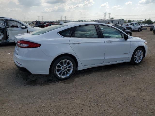  FORD FUSION 2019 Biały