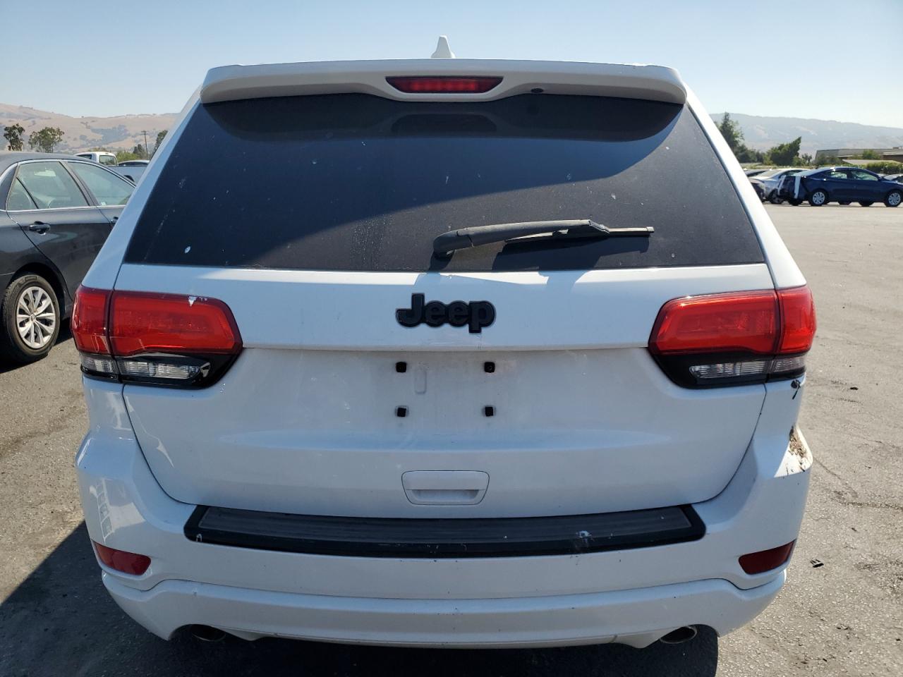 2015 Jeep Grand Cherokee Laredo VIN: 1C4RJEAG0FC721469 Lot: 65413545