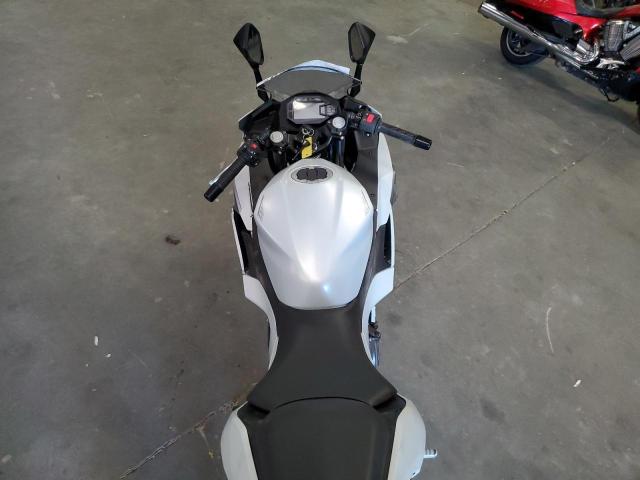 2025 KAWASAKI EX500   