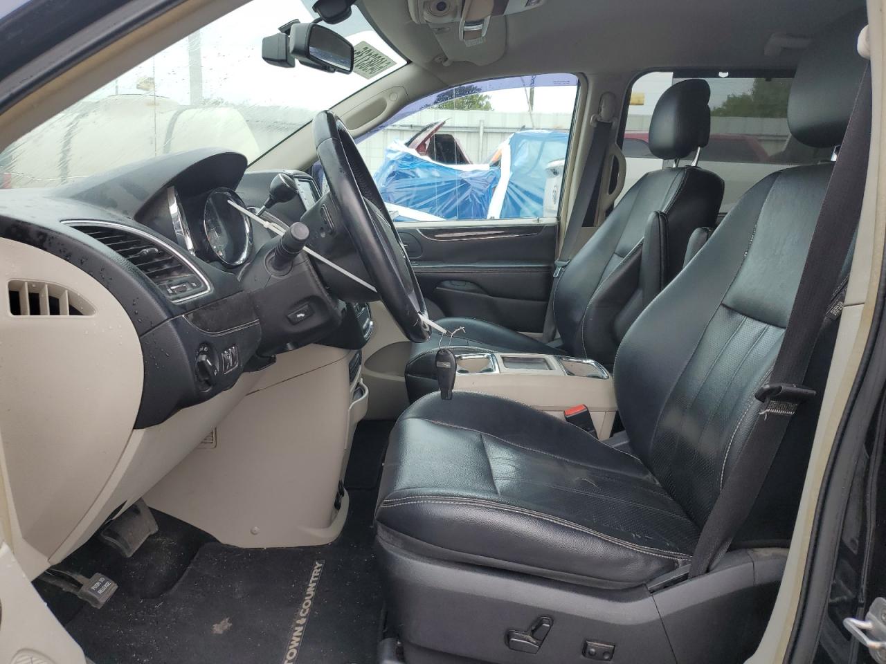 2011 Chrysler Town & Country Touring L VIN: 2A4RR8DG0BR749662 Lot: 64983135