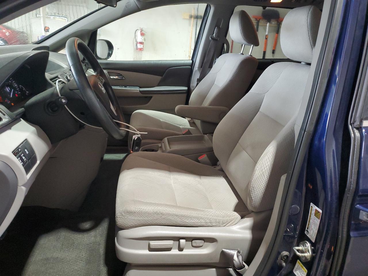 2016 Honda Odyssey Se VIN: 5FNRL5H31GB111470 Lot: 64554435