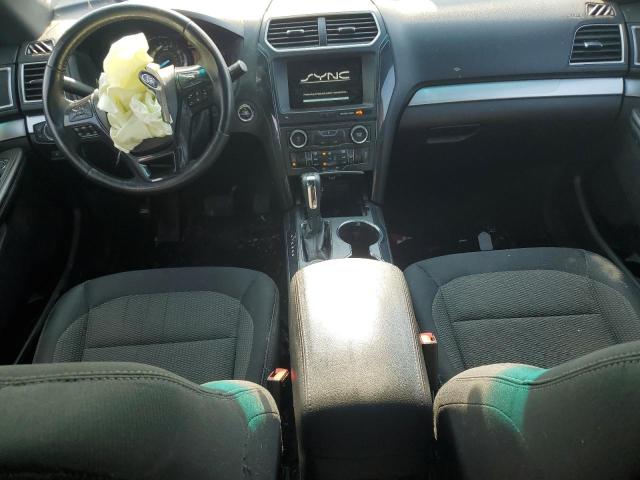 Parquets FORD EXPLORER 2016 Czerwony