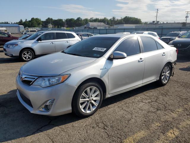  TOYOTA CAMRY 2012 Srebrny