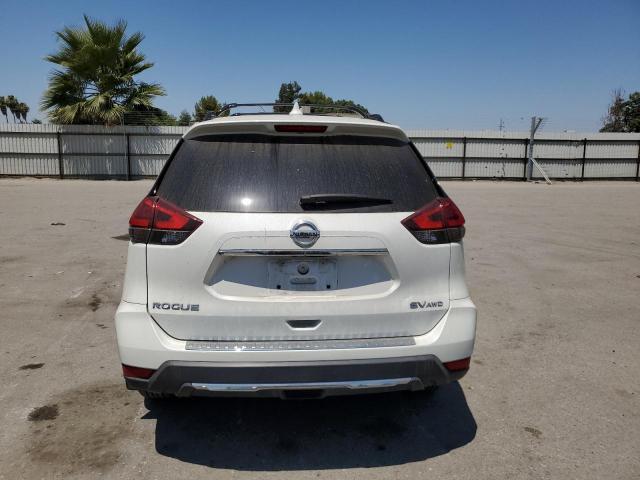  NISSAN ROGUE 2017 Белы