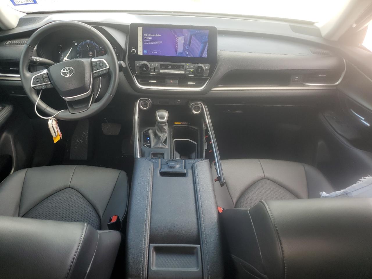 2024 Toyota Grand Highlander Xle VIN: 5TDAAAB50RS039875 Lot: 63311305