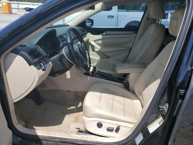 Sedans VOLKSWAGEN PASSAT 2014 Czarny