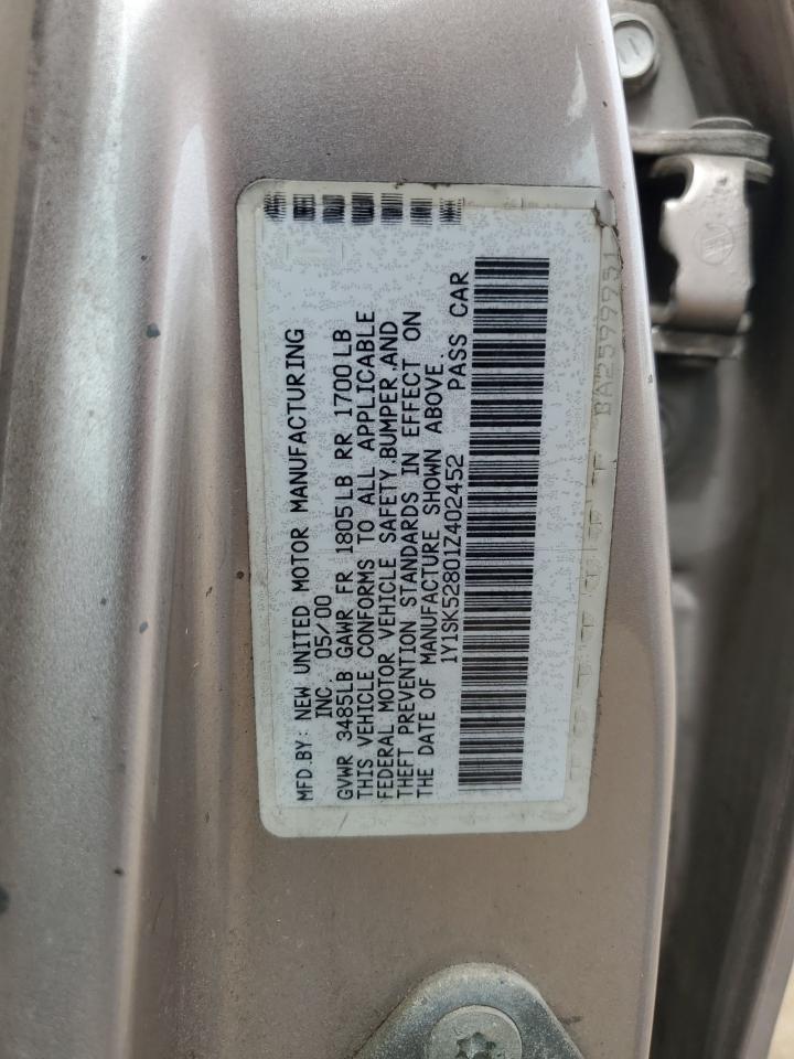 2001 Chevrolet Geo Prizm Base VIN: 1Y1SK52801Z402452 Lot: 65046695