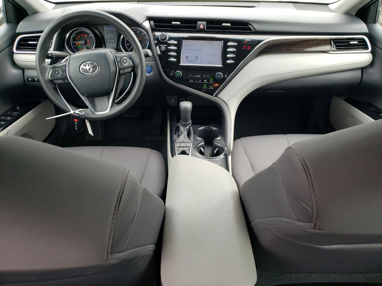 2018 Toyota Camry Le VIN: 4T1B31HK4JU002920 Lot: 65247345