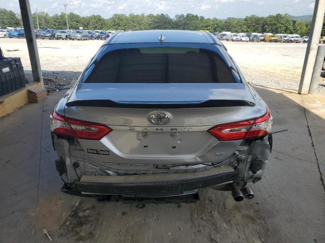  TOYOTA CAMRY 2020 Srebrny