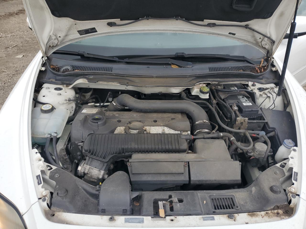 2010 Volvo C70 T5 VIN: YV1672MCXAJ094366 Lot: 64650245