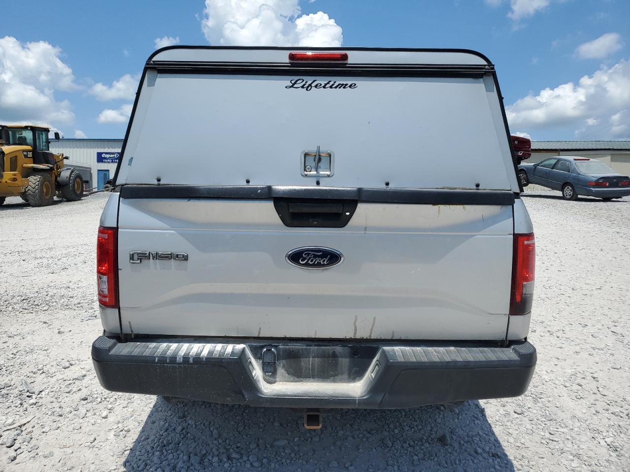 2016 Ford F150 VIN: 1FTMF1CP3GKD44404 Lot: 62742105