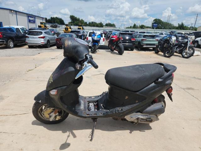 2009 GENUINE SCOOTER CO. BUDDY 125  