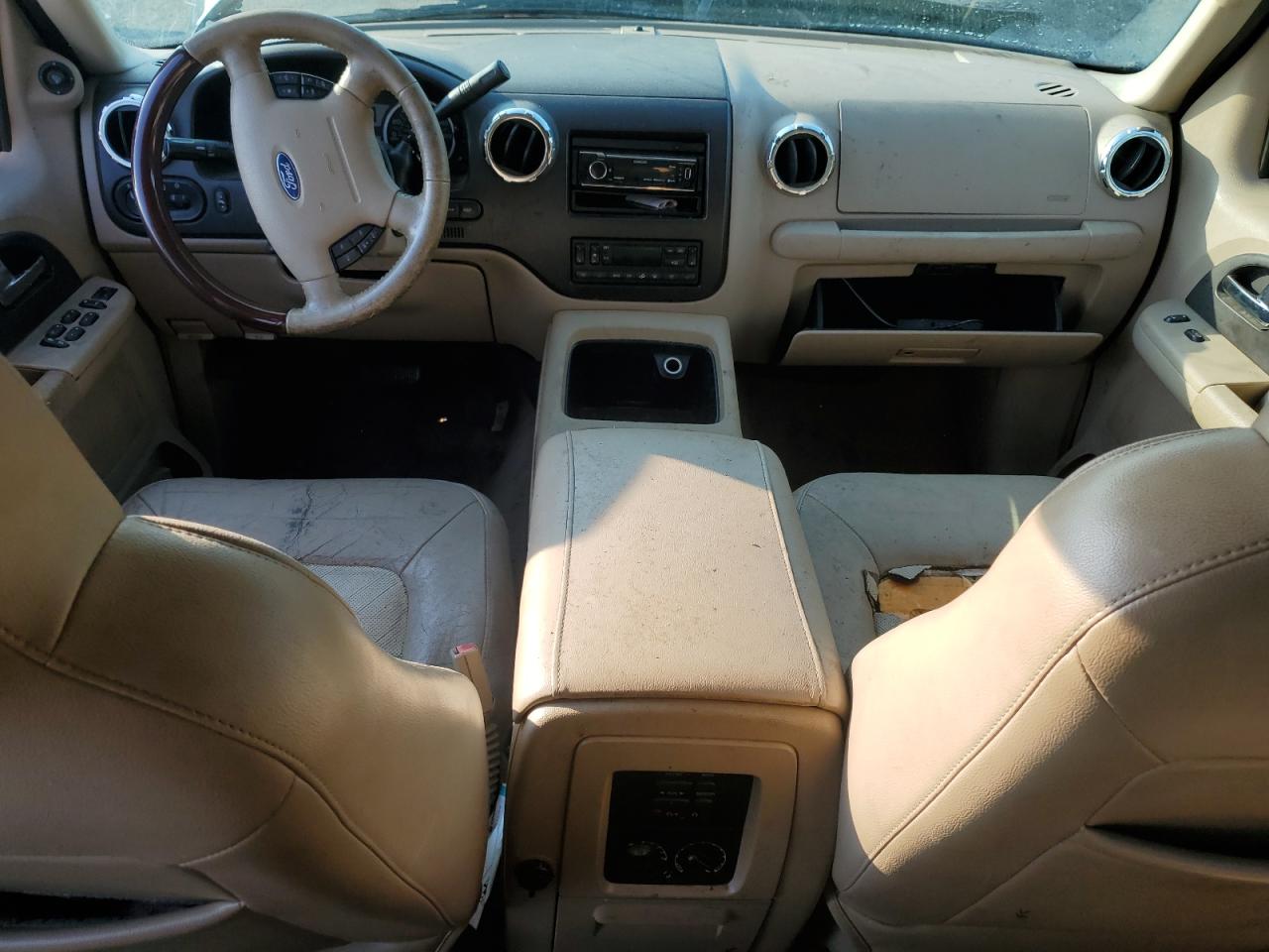 2005 Ford Expedition Eddie Bauer VIN: 1FMFU17555LA18548 Lot: 65793065