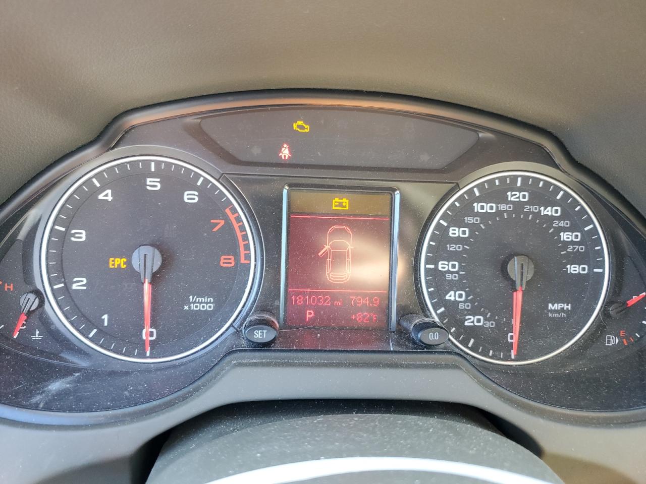 2011 Audi Q5 Premium VIN: WA1CFAFP8BA010434 Lot: 62290585