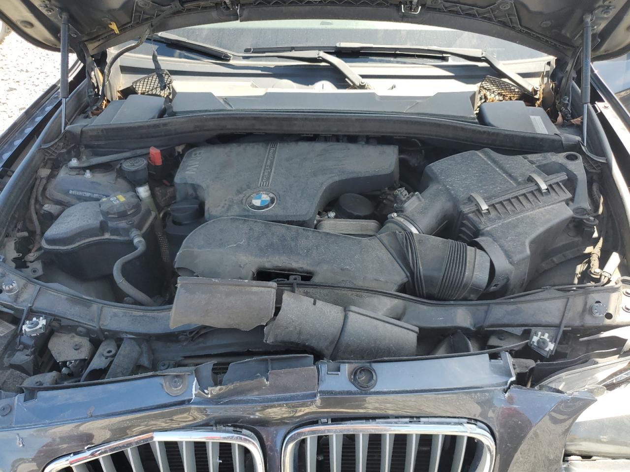 2015 BMW X1 Sdrive28I VIN: WBAVM1C59FV498523 Lot: 64564395