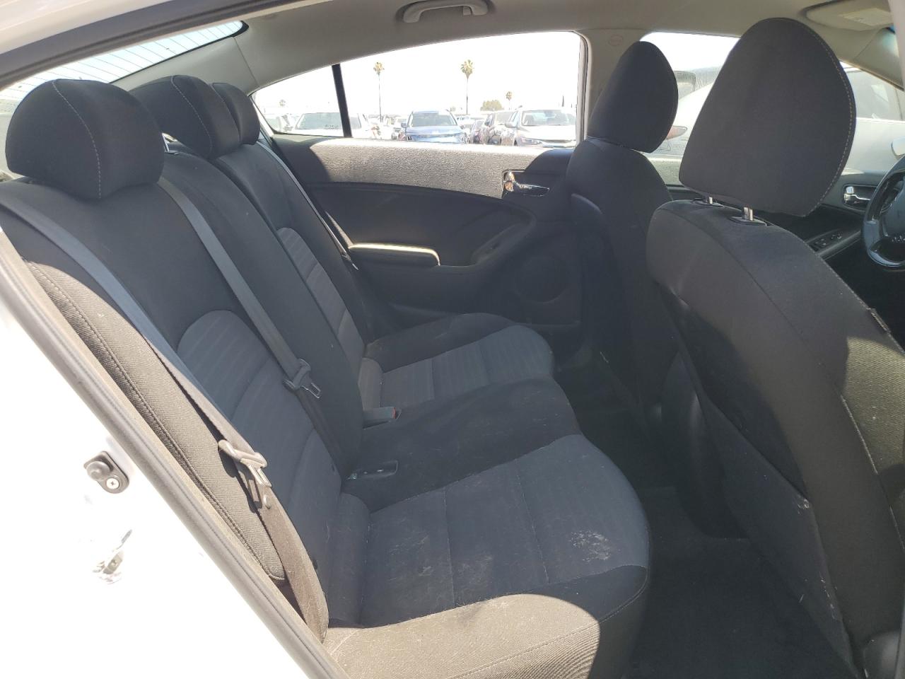 3KPFL4A71JE272201 2018 Kia Forte Lx