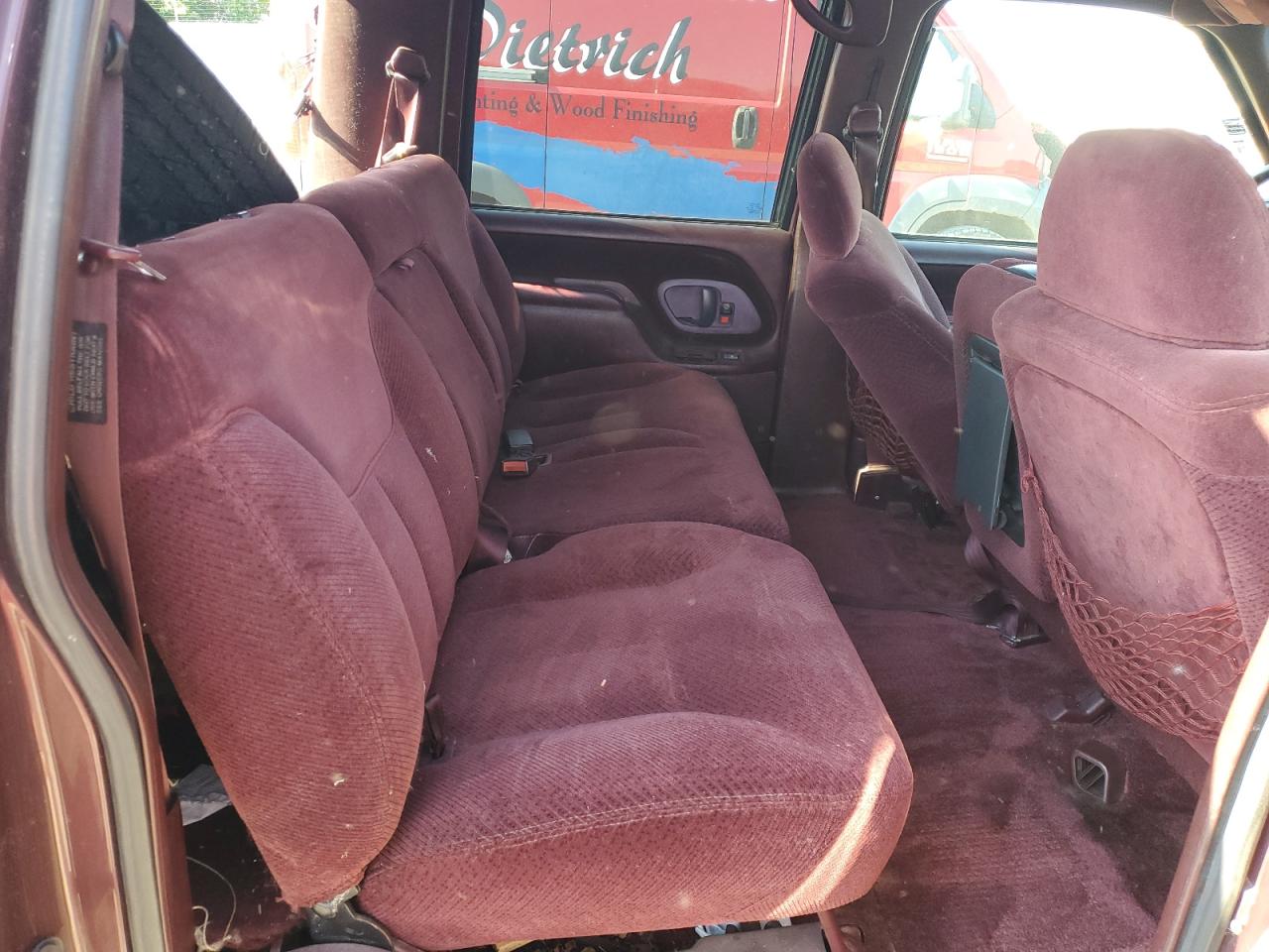 1996 Chevrolet Suburban K1500 VIN: 3GNFK16R6TG123728 Lot: 62902885