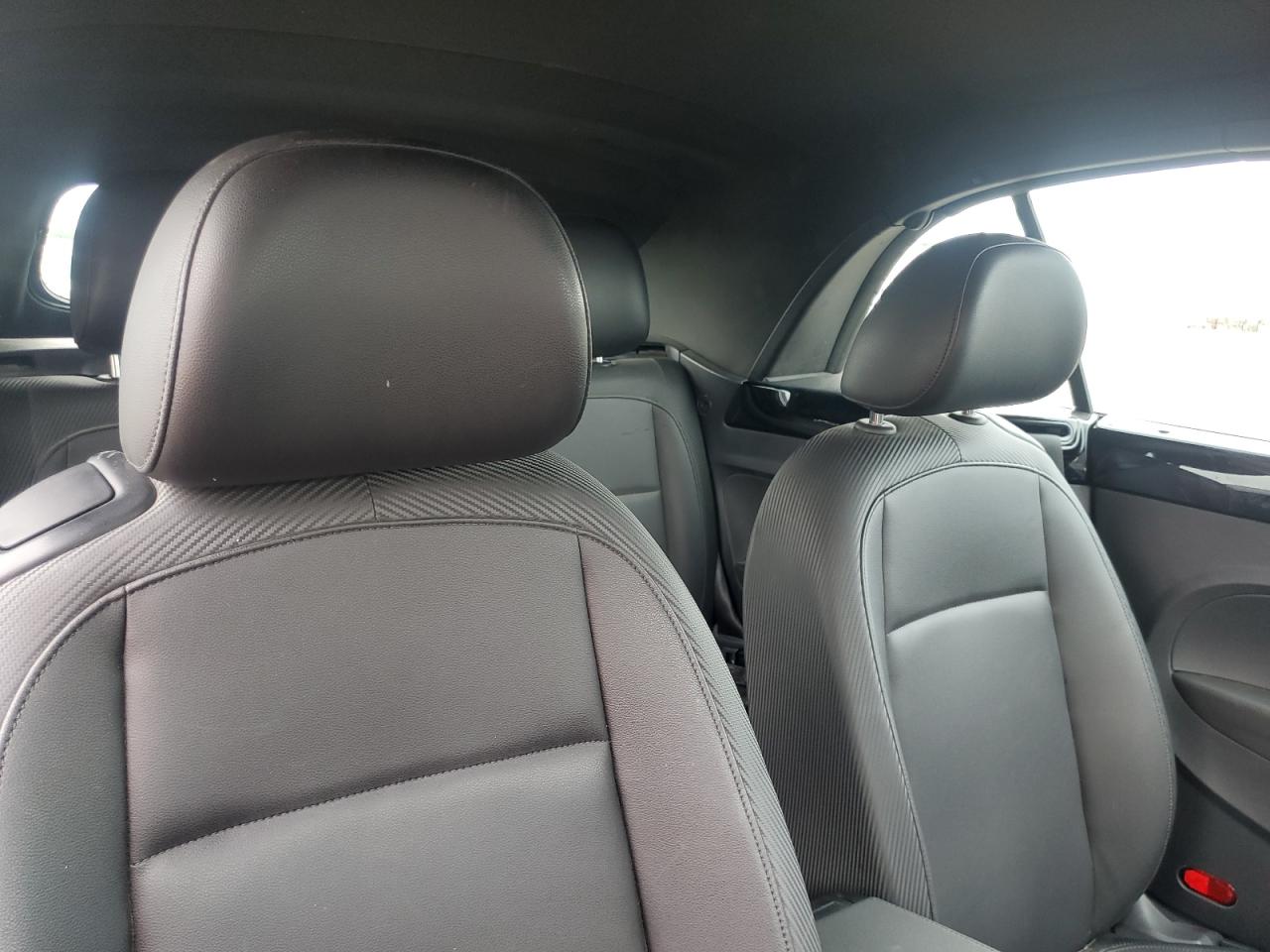 2019 Volkswagen Beetle S VIN: 3VW5DAAT3KM506332 Lot: 64026795