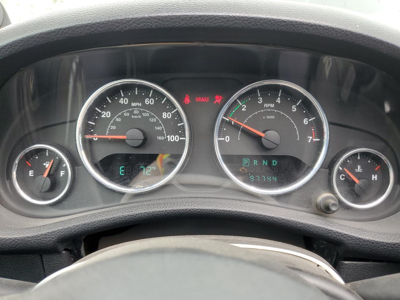 2012 Jeep Wrangler Unlimited Sport VIN: 1C4BJWDG5CL120301 Lot: 65282375