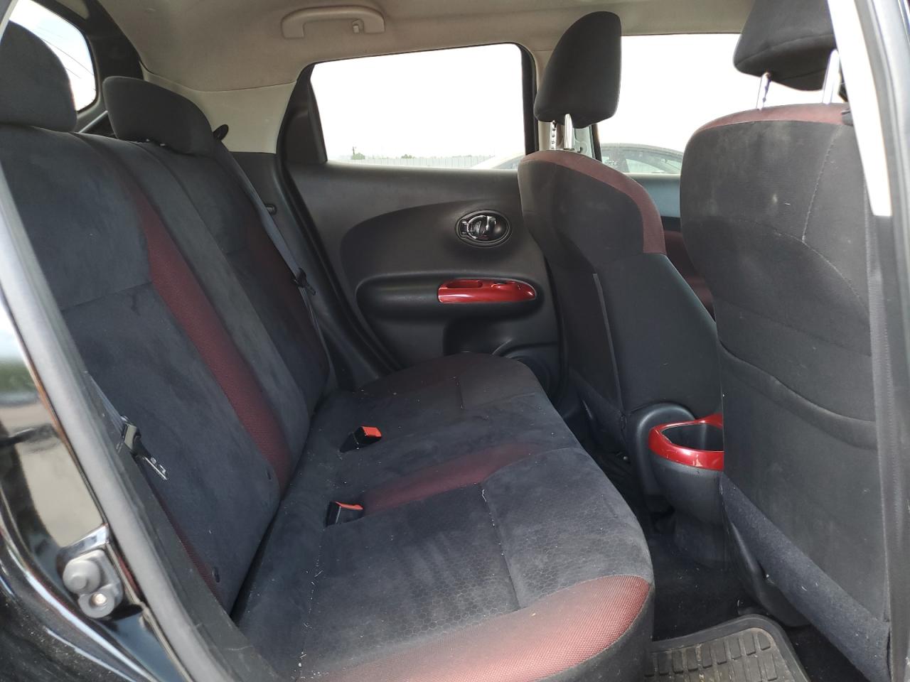 2014 Nissan Juke S VIN: JN8AF5MV3ET358015 Lot: 64228215