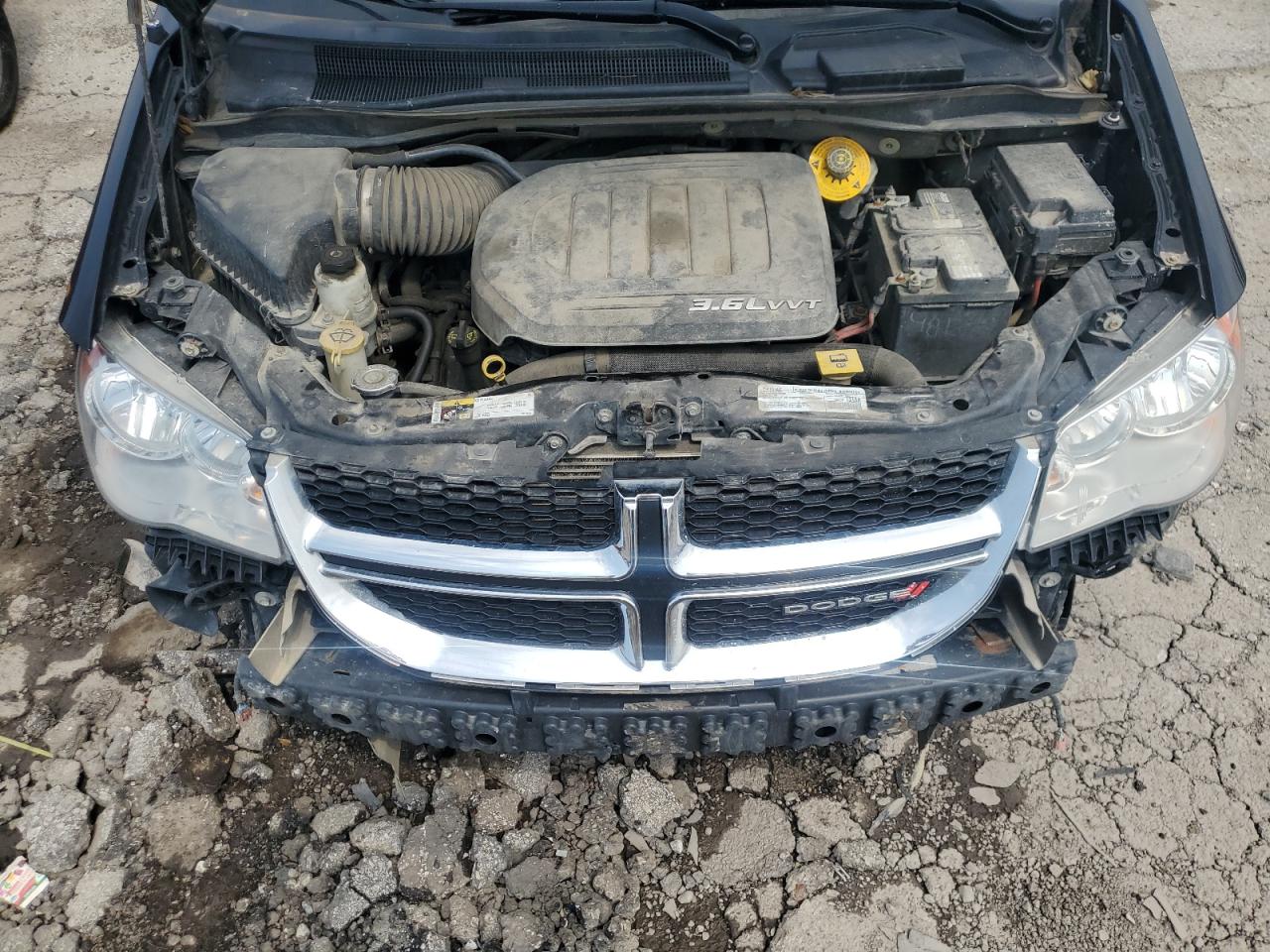 2018 Dodge Grand Caravan Sxt VIN: 2C4RDGCG6JR204886 Lot: 64059815