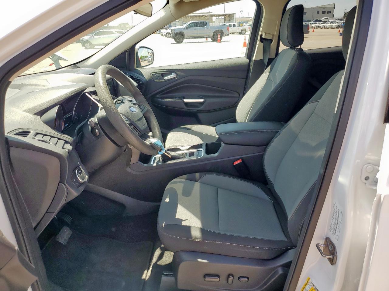 2018 Ford Escape Se VIN: 1FMCU9GD8JUB71826 Lot: 65585495
