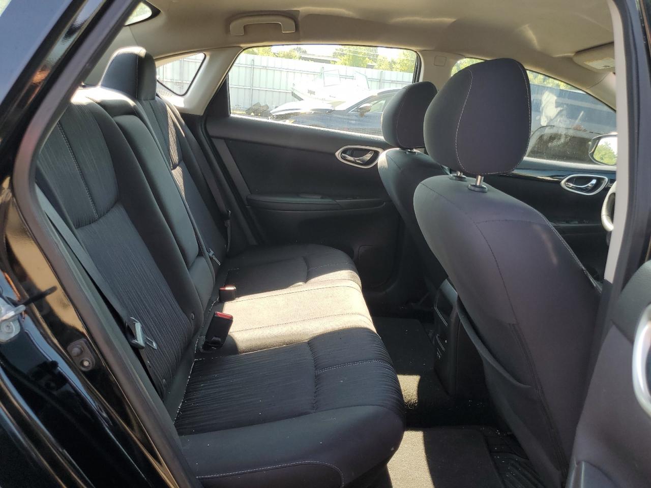 2018 Nissan Sentra S VIN: 3N1AB7AP7JL611220 Lot: 66798065