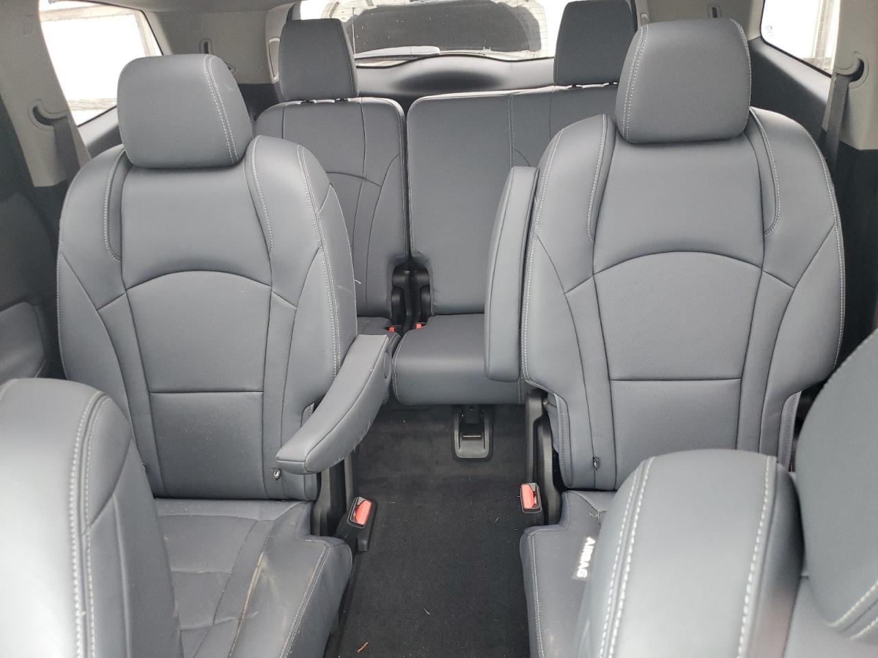 2020 Buick Enclave Essence VIN: 5GAERBKW8LJ274619 Lot: 64678625