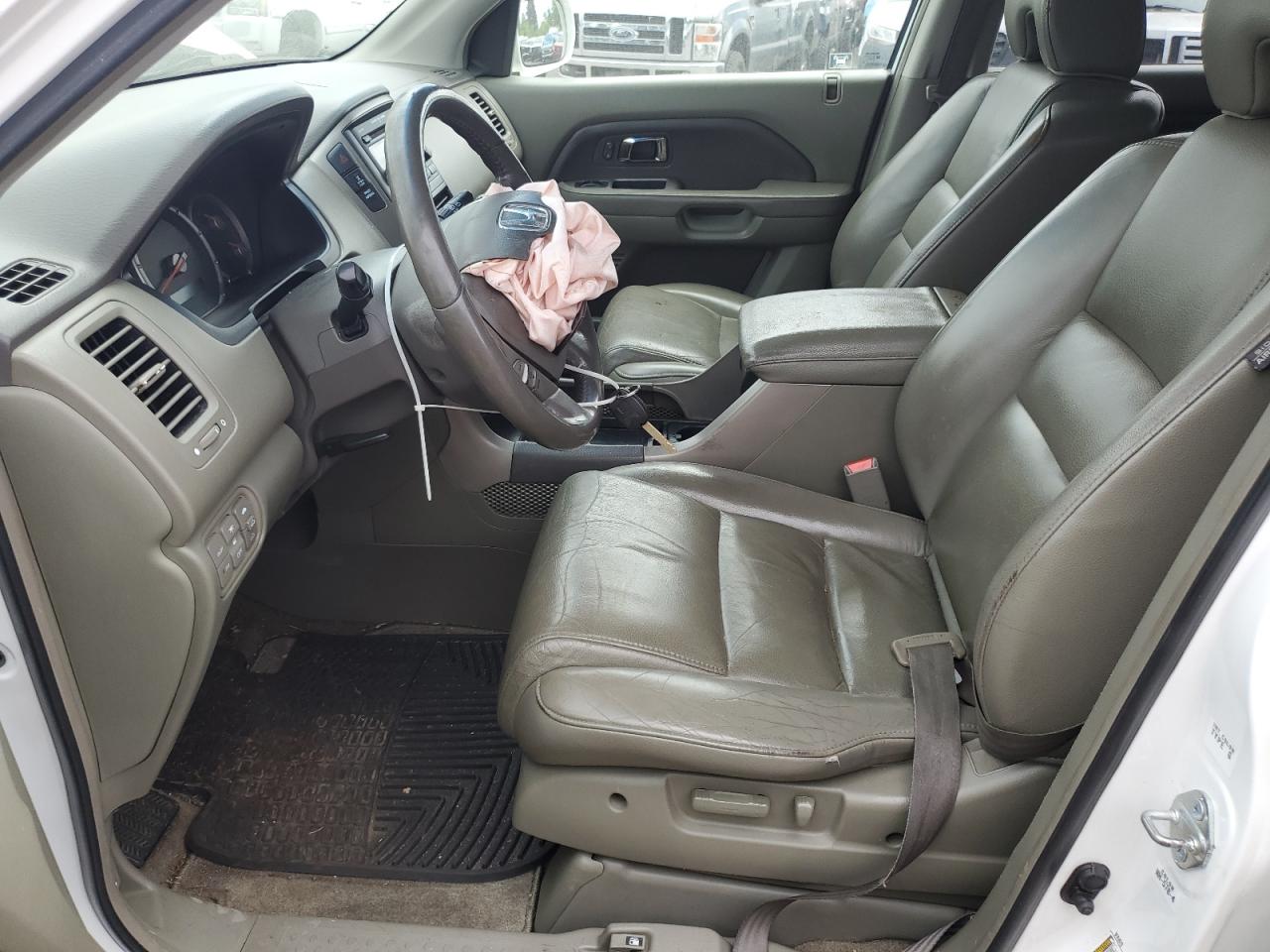 2006 Honda Pilot Ex VIN: 2HKYF18626H526366 Lot: 64123375