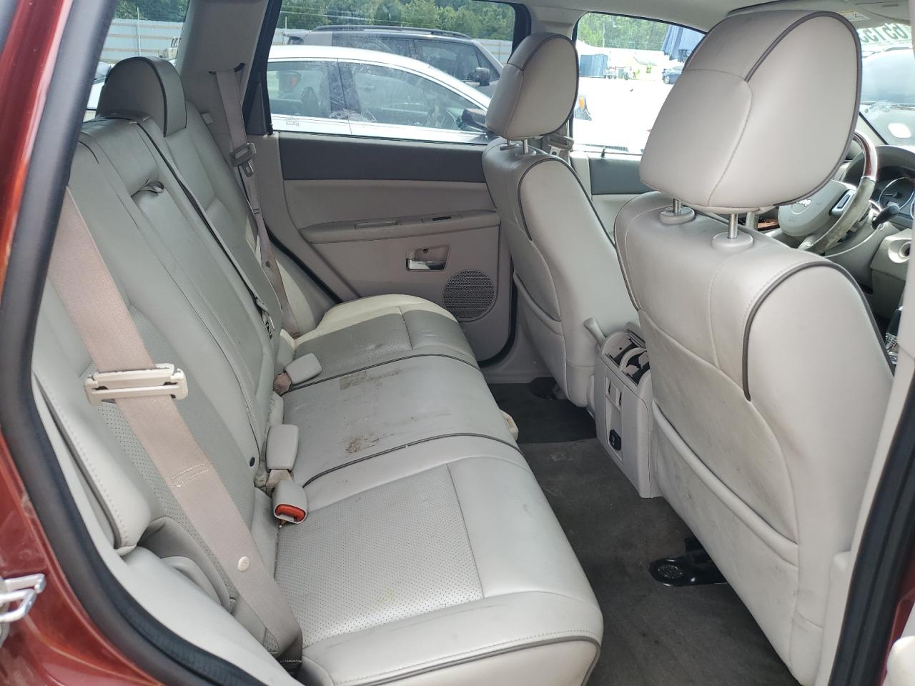 2008 Jeep Grand Cherokee Overland VIN: 1J8HR68208C210683 Lot: 65153735