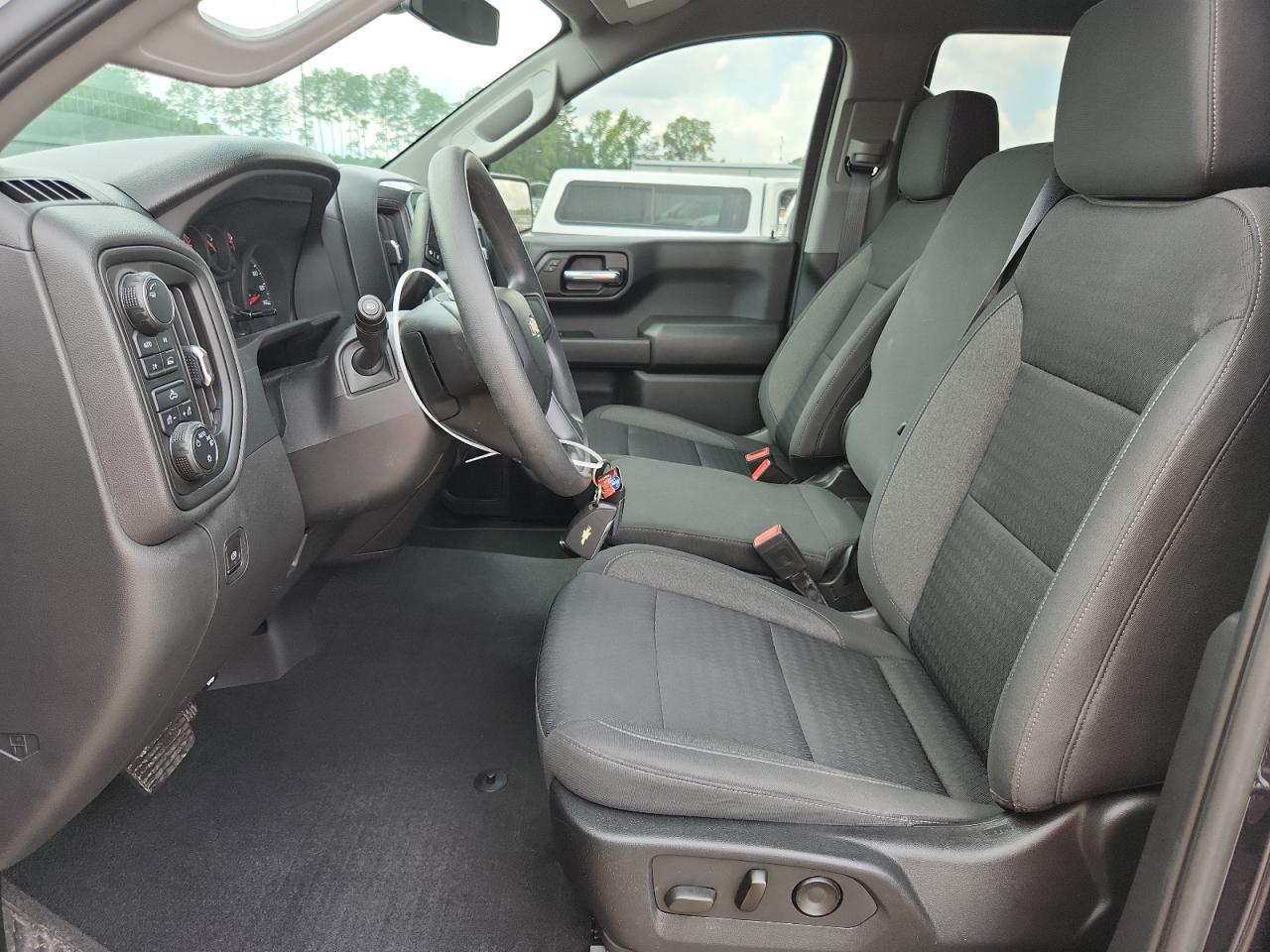 2022 Chevrolet Silverado K1500 Custom VIN: 3GCPDBEK9NG570588 Lot: 63838515
