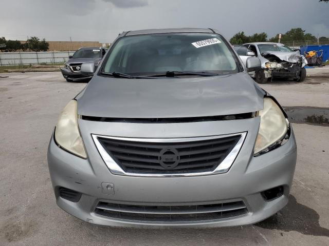  NISSAN VERSA 2014 Szary