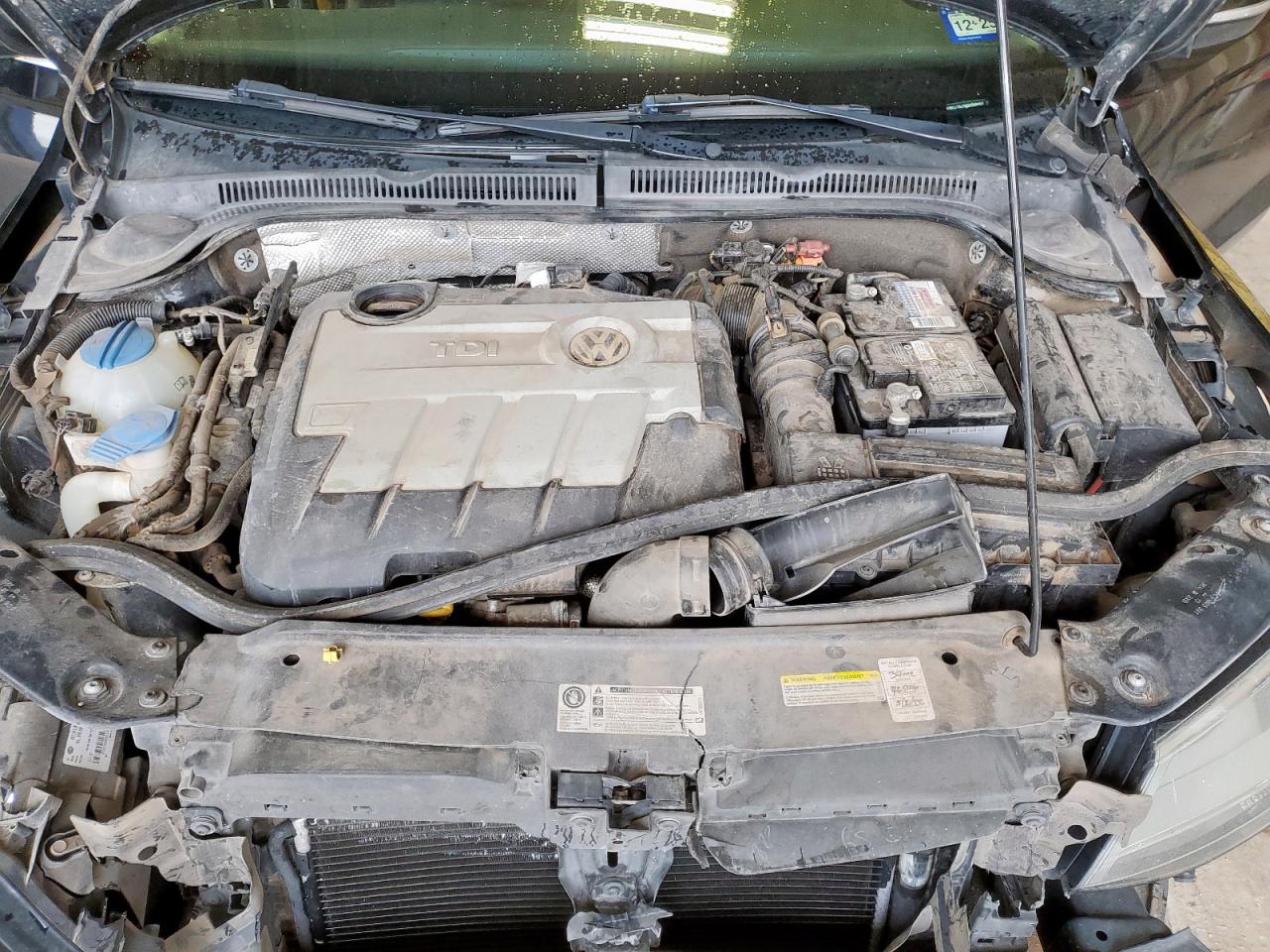 2014 Volkswagen Jetta Tdi VIN: 3VWLL7AJ1EM390497 Lot: 63106675