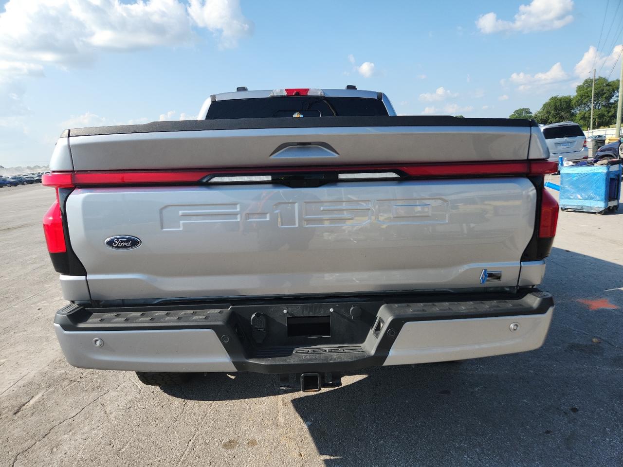 2022 Ford F150 Lightning Pro VIN: 1FT6W1EV6NWG00707 Lot: 65447685