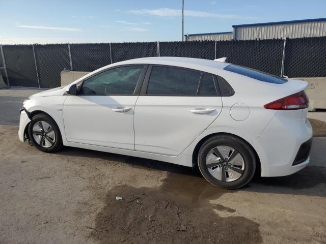  HYUNDAI IONIQ 2017 Белы