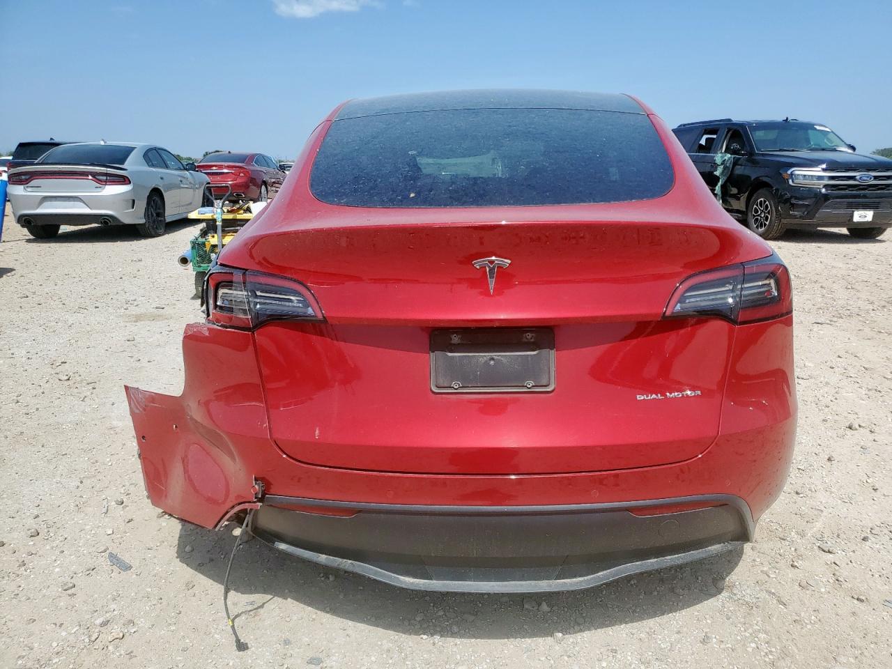 2021 Tesla Model Y VIN: 5YJYGAEE2MF180825 Lot: 64025485
