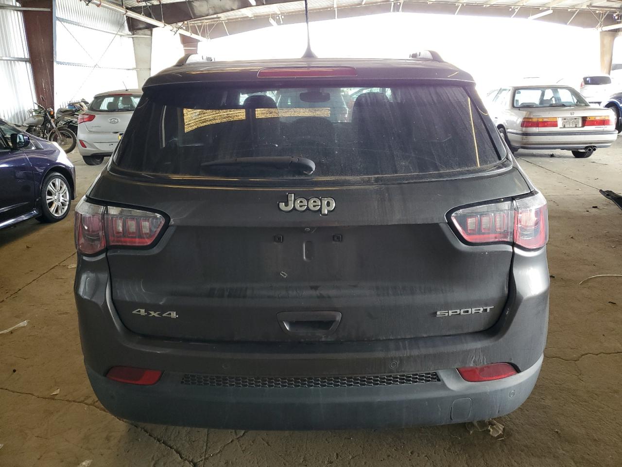 2018 Jeep Compass Sport VIN: 3C4NJDAB4JT245527 Lot: 65761345