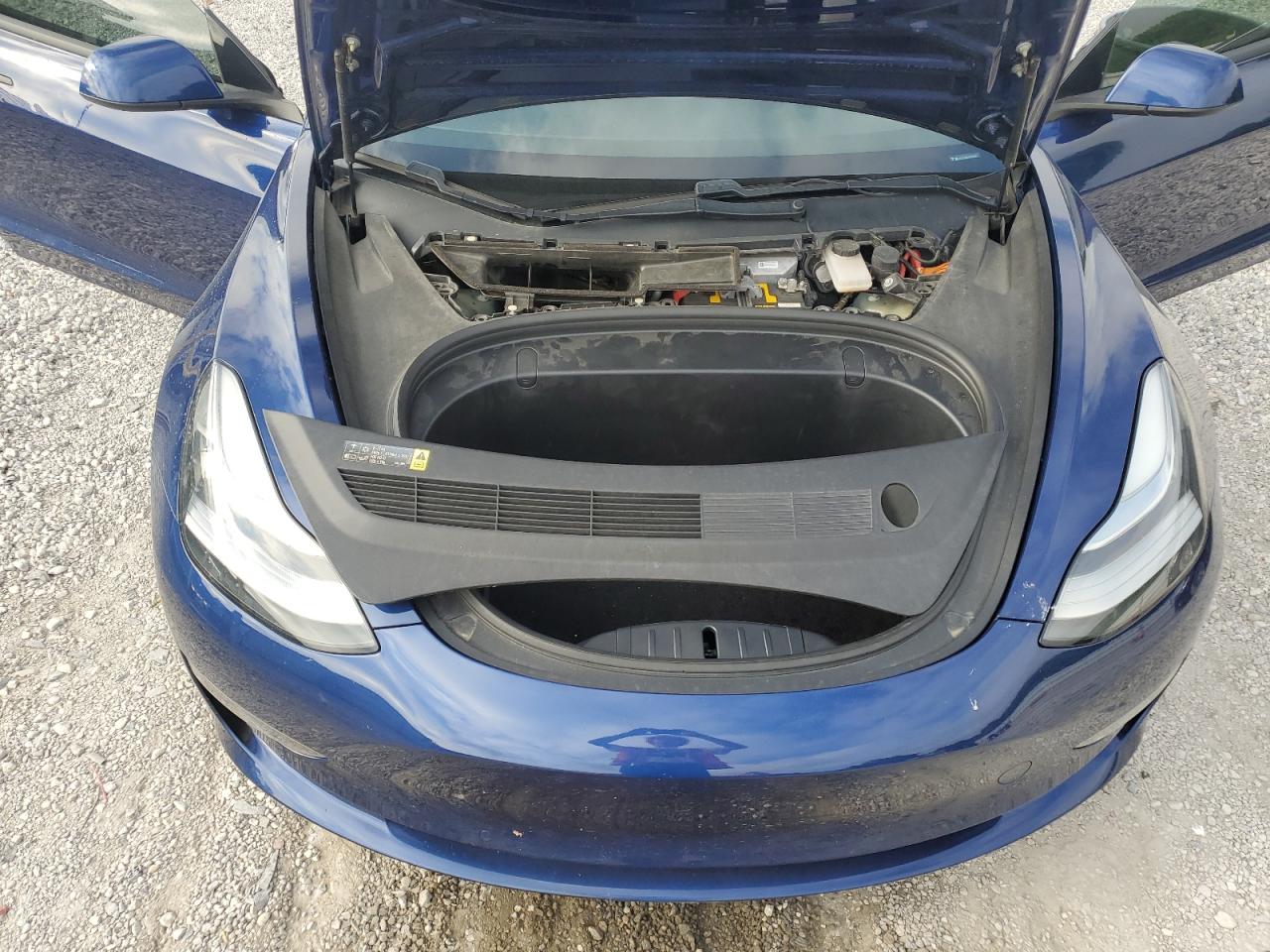 2018 Tesla Model 3 VIN: 5YJ3E1EB6JF063685 Lot: 58869895