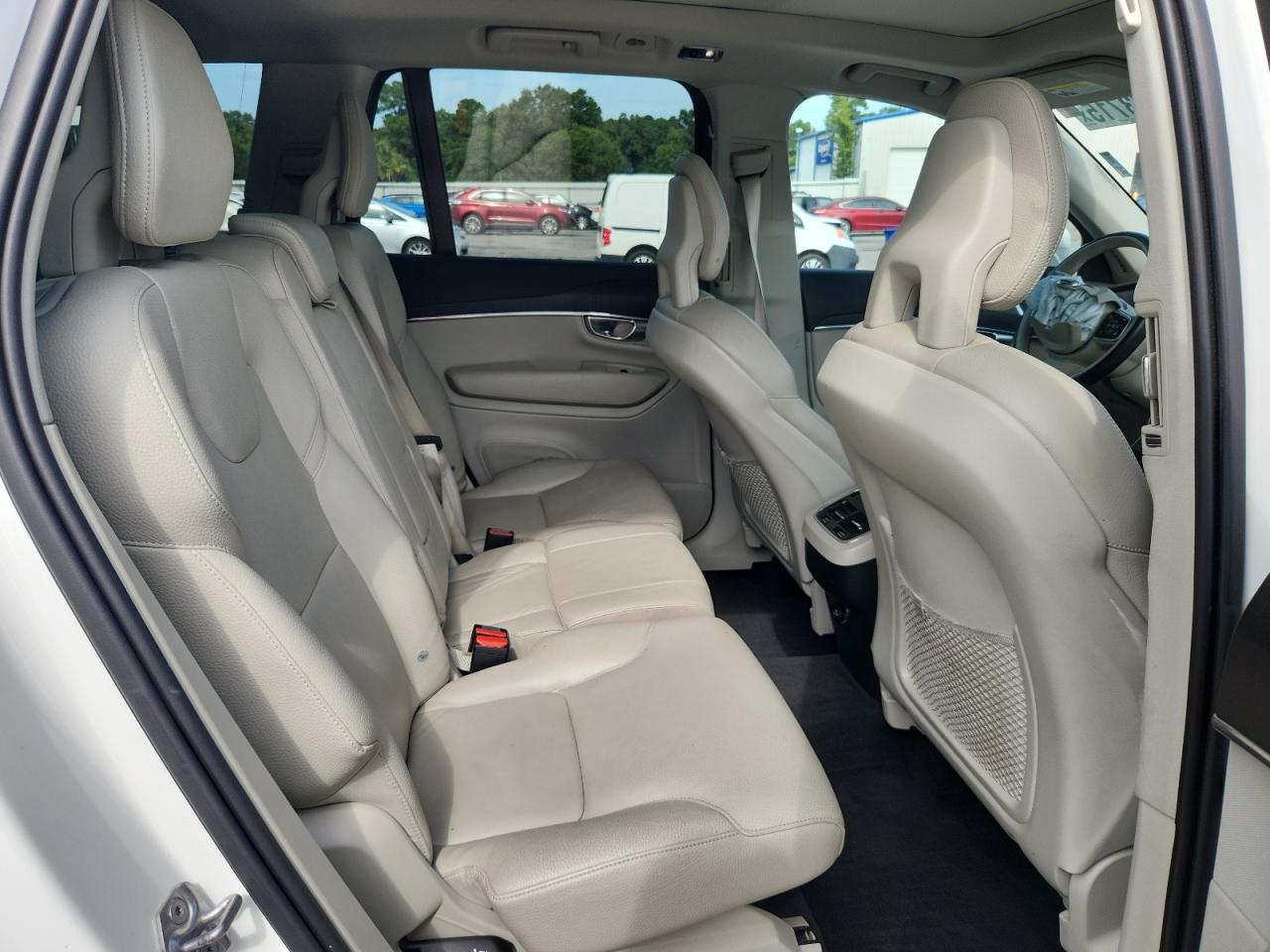 2020 Volvo Xc90 T5 Momentum VIN: YV4102CK0L1552915 Lot: 64133715