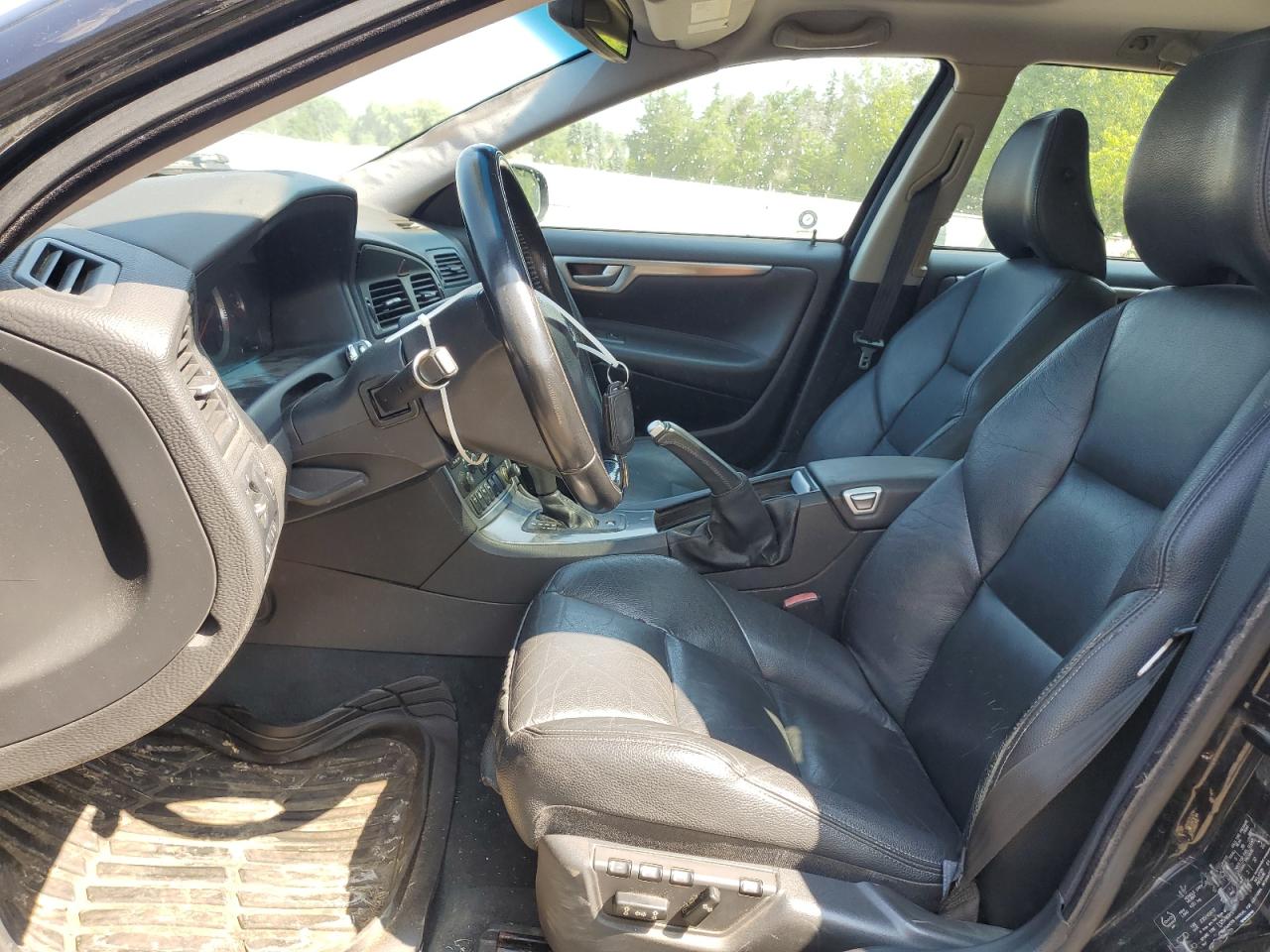 2007 Volvo V70 2.5T VIN: YV1SJ592472621158 Lot: 63089085
