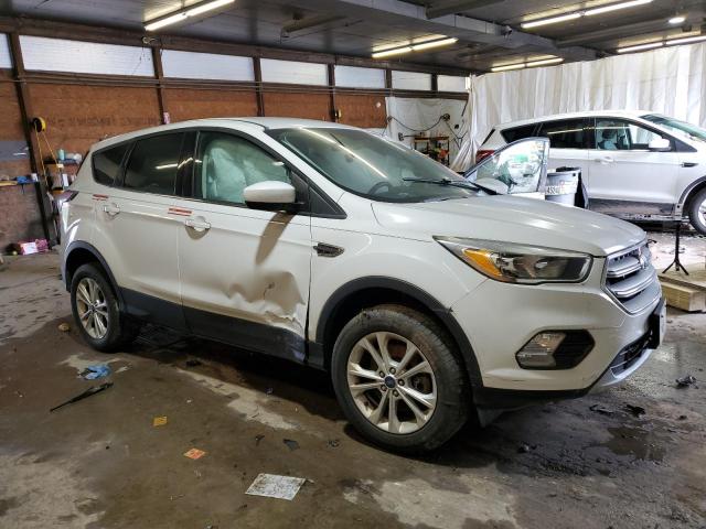  FORD ESCAPE 2017 Белы