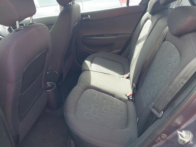 2012 HYUNDAI I20