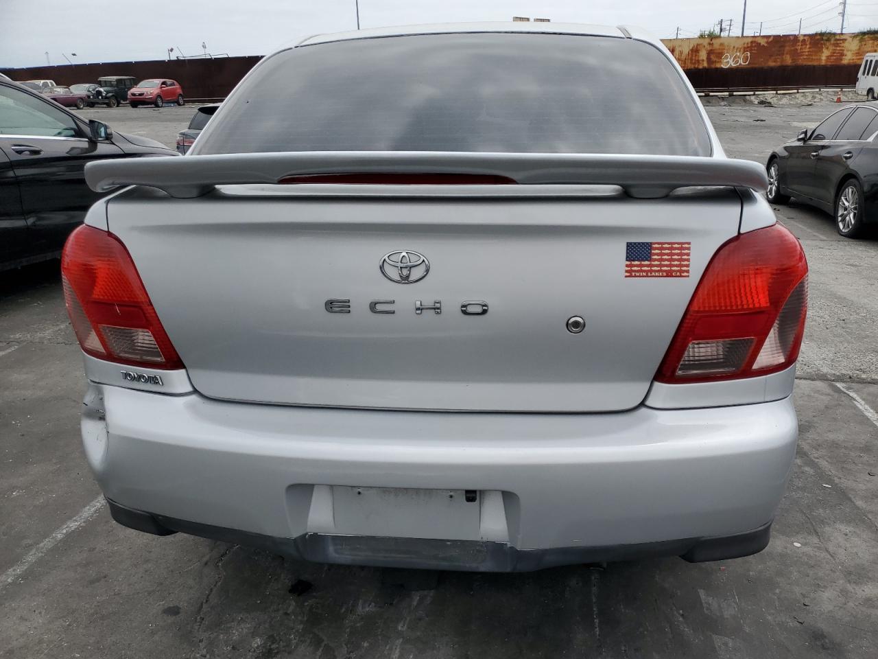 2000 Toyota Echo VIN: JTDBT1239Y0076647 Lot: 65616395